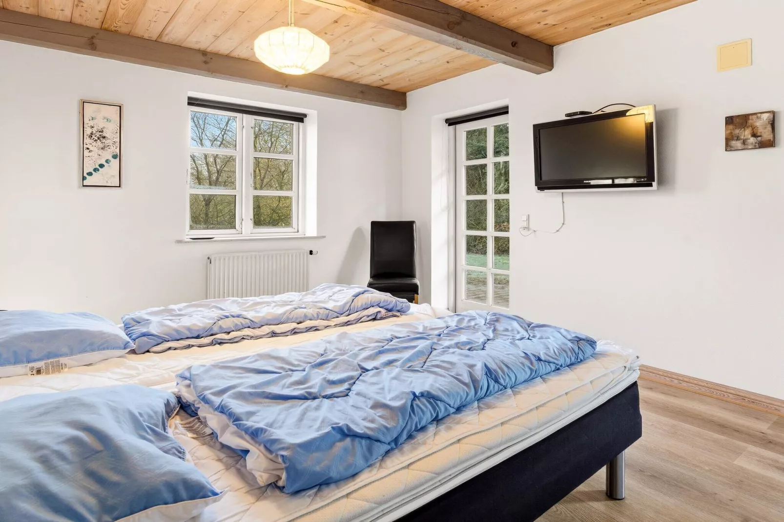 Luxury Retreat with Hot Tub - By Traum Ferienwohnungen-Indoor