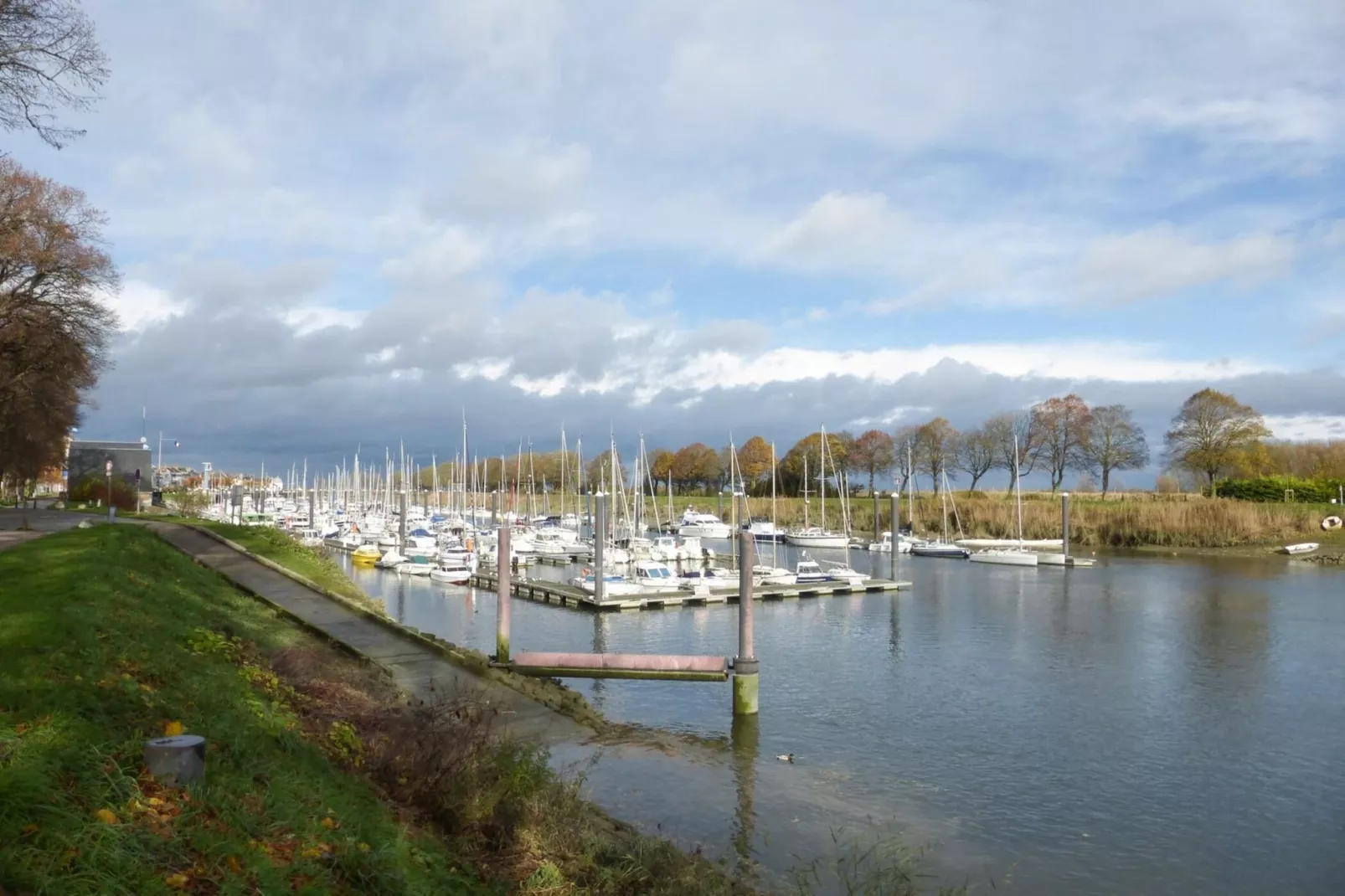 Semi-detached house Rieux - 8 pers - Areas within 5km in summer