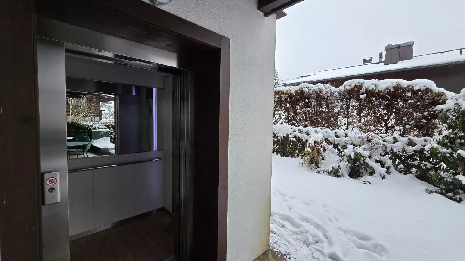 Alpina Lebenberg-Hall & reception