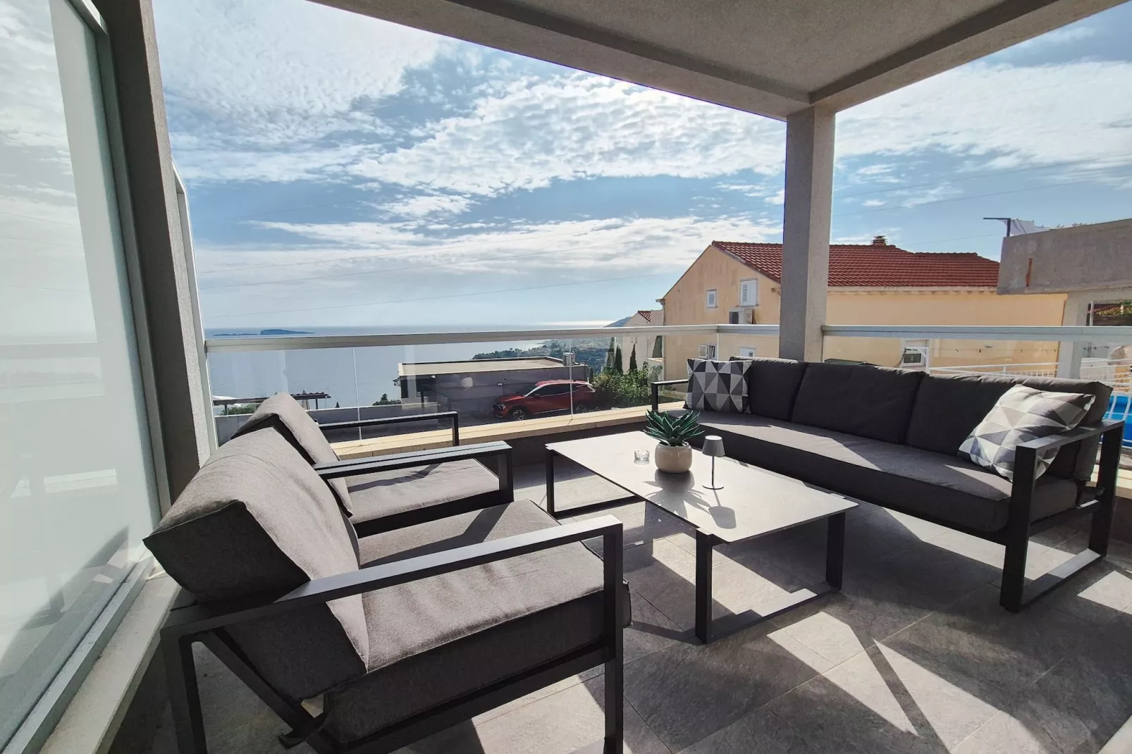 Apartment LaVilla - Two Bedroom Apartment with Balcony and Sea View (Žuti)-Terrace balcony