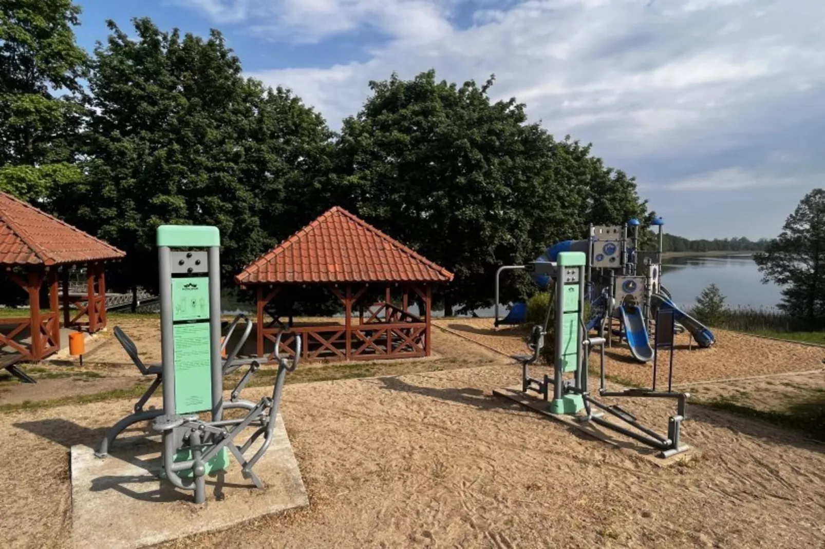 Apartament wakacyjny dla 4 osób w Rynie-Areas within 5km in summer