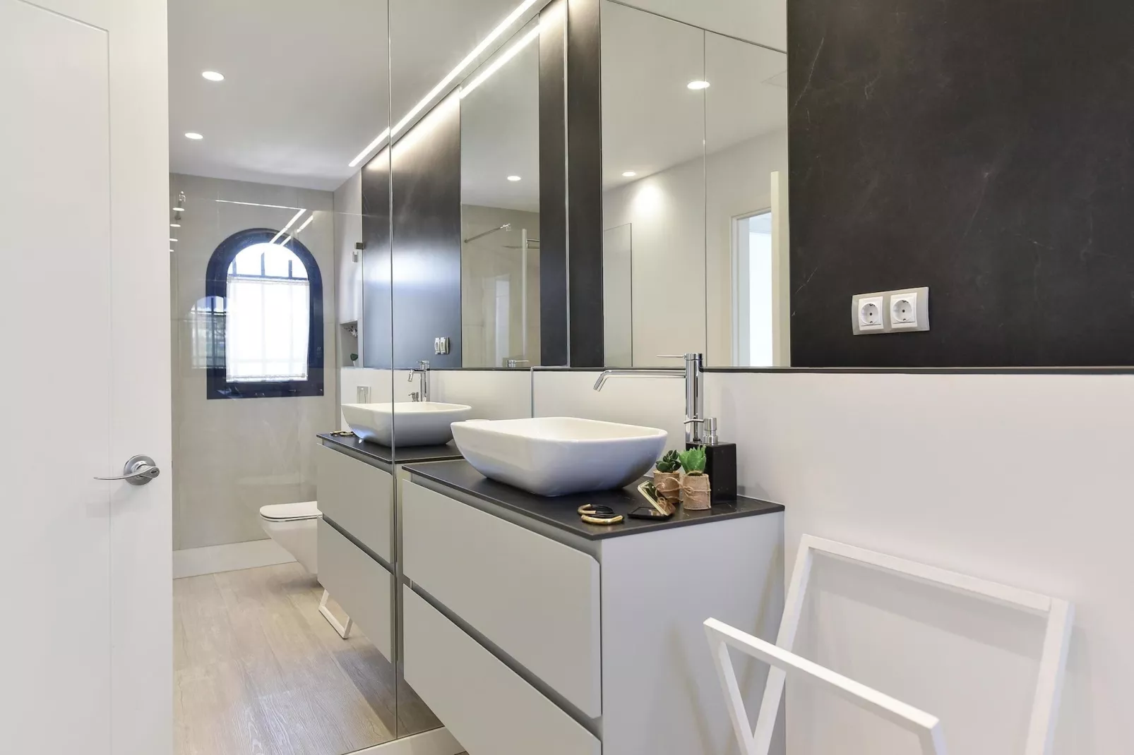 MELONERAS BAHIA 153										-Bathroom