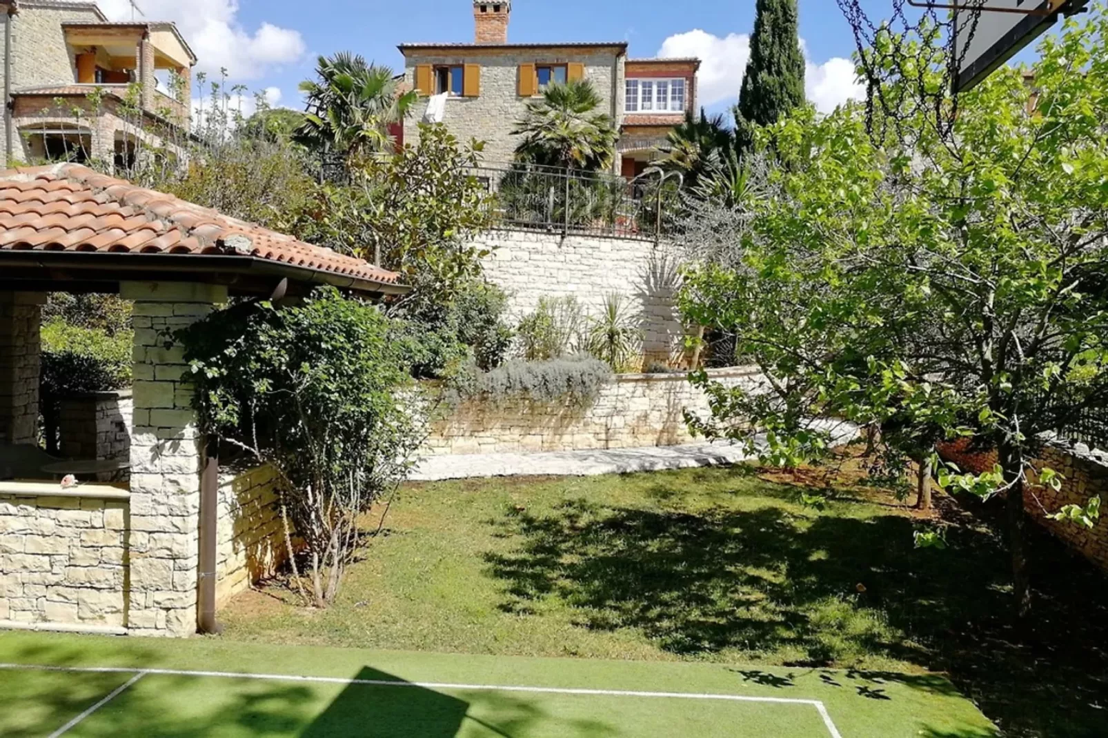 Villa Gloria-Garten Sommer