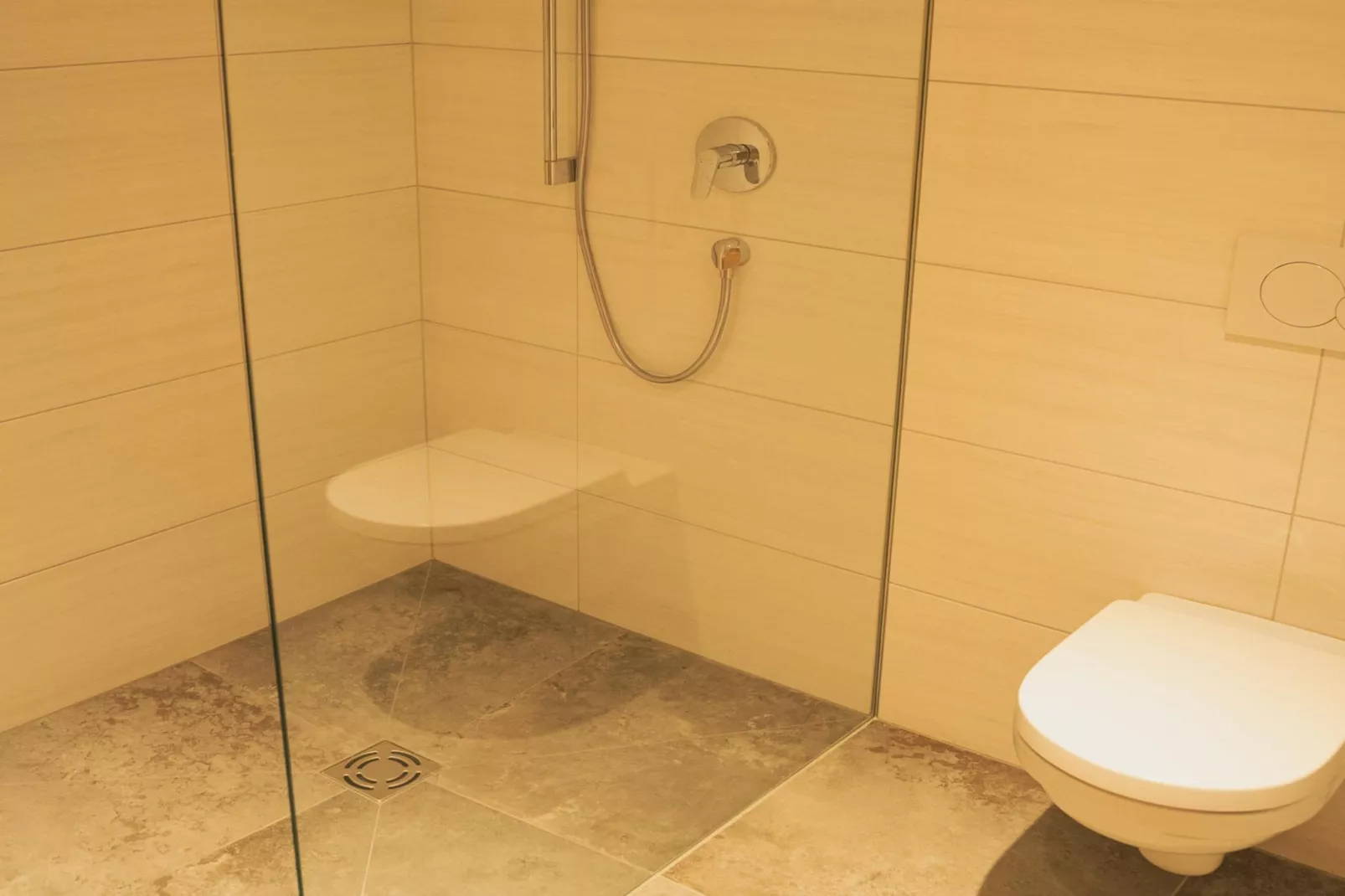 Bauernhaus Guggengut-Bathroom