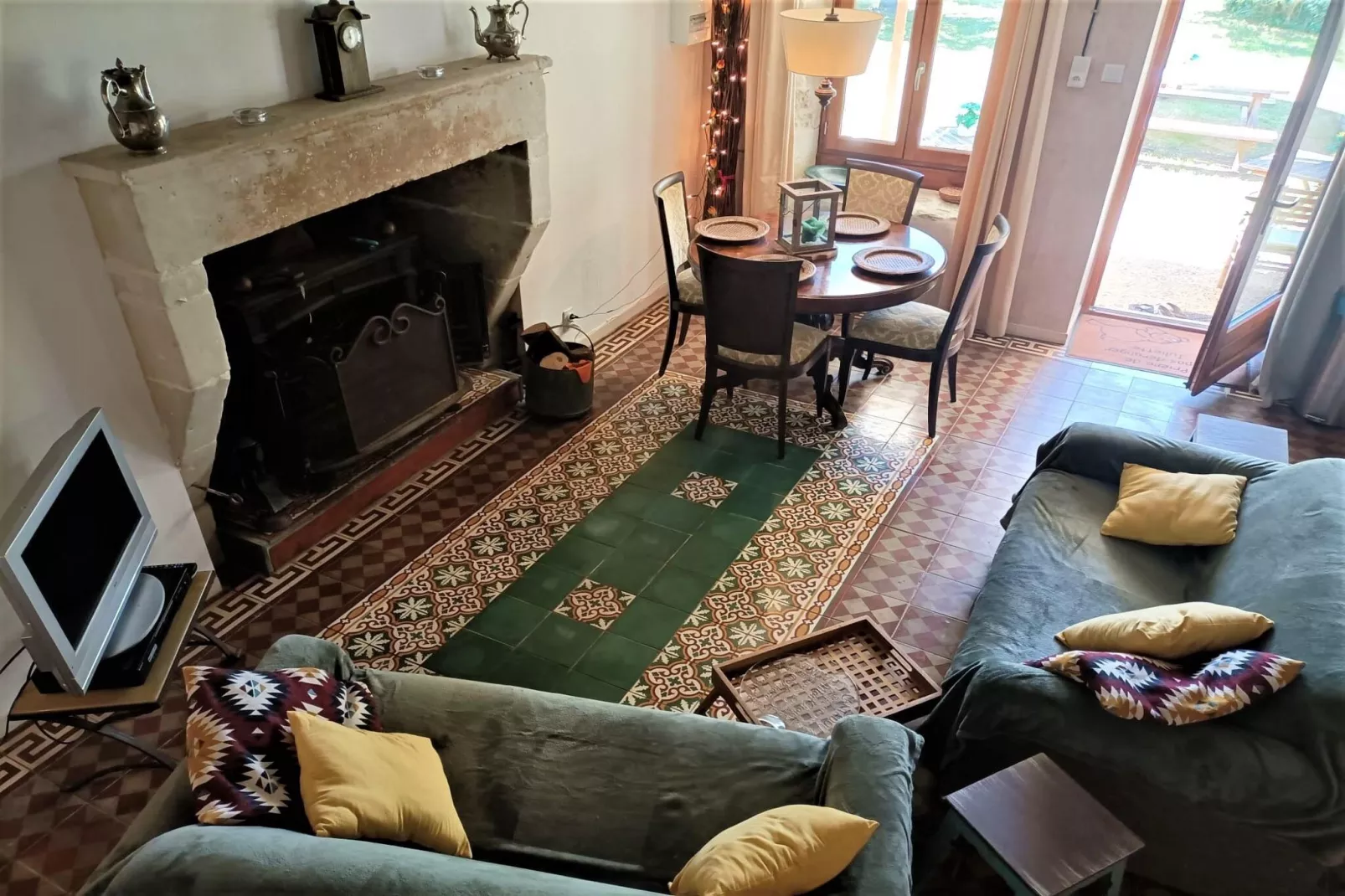 L'Atelier Mosaïque-Wohnzimmer