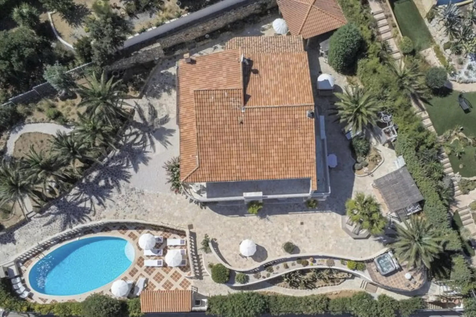 Villa Gaillarde 12 Pers-Außenbereich Sommer