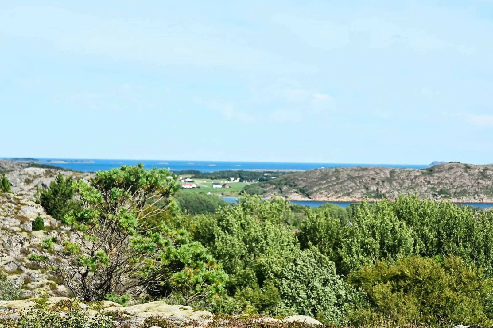 67700 - HYTTA-Water view