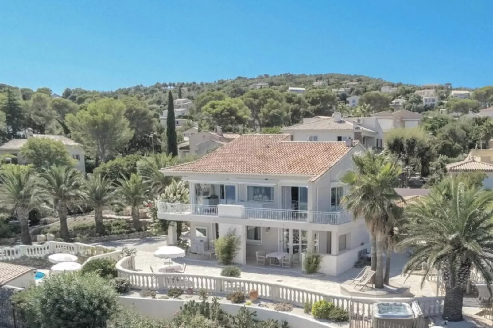 Villa Gaillarde 12 Pers-Außenbereich Sommer