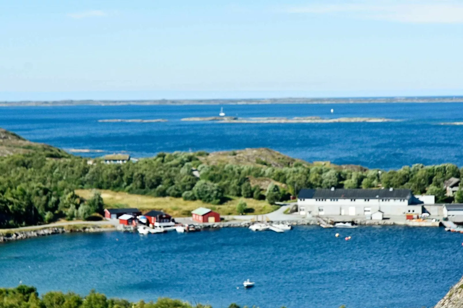 67700 - HYTTA-Water view