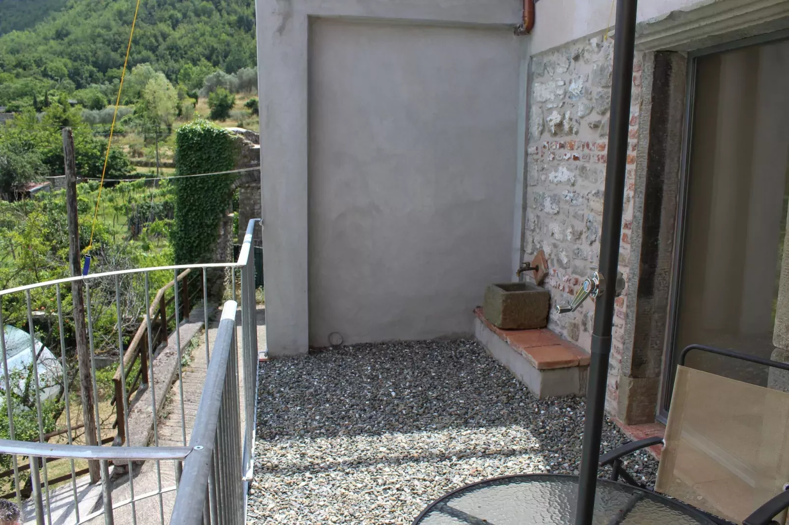 Castello di Argigliano 3-Terrace balcony