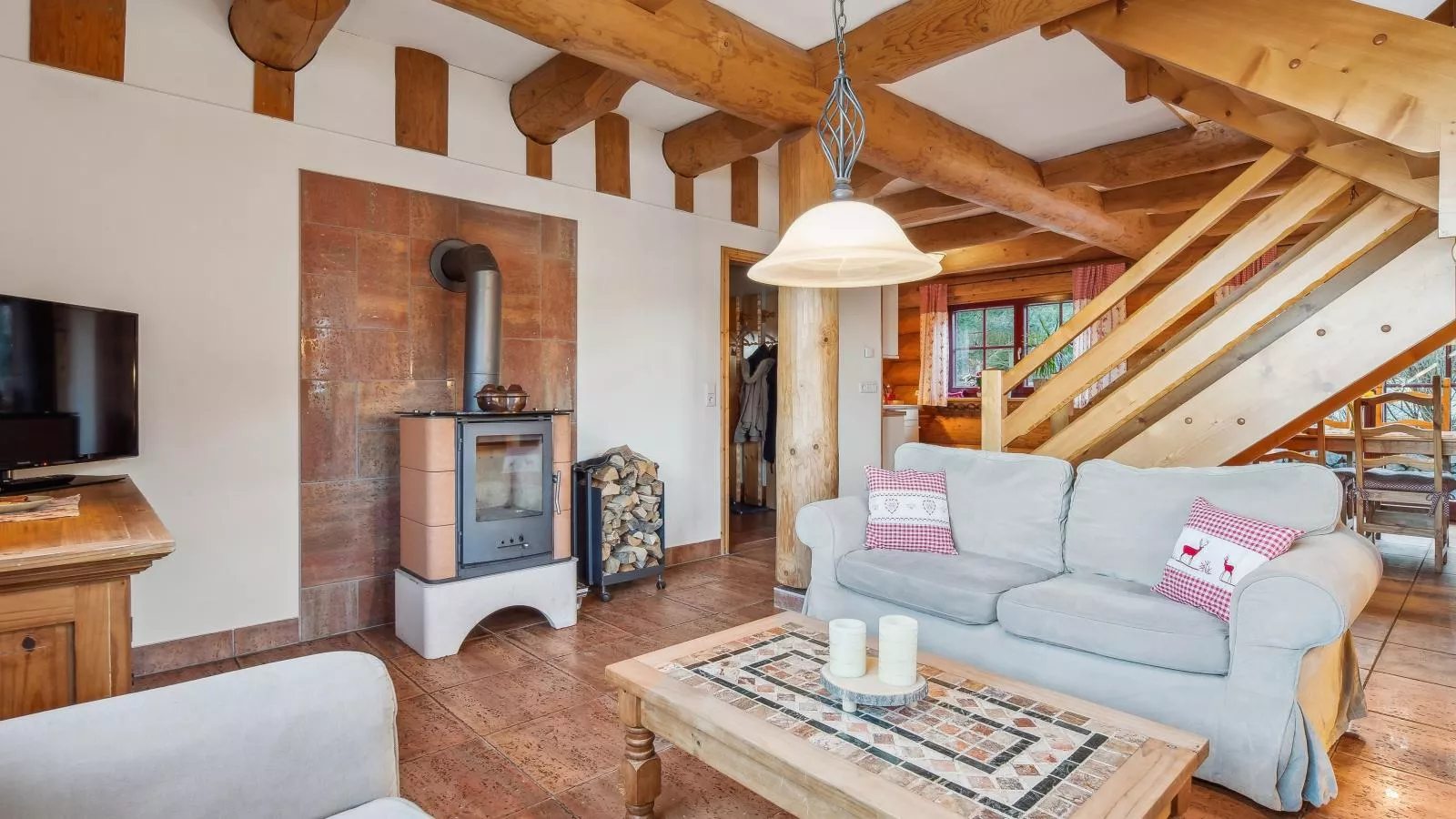 Naturstammhaus-Salon