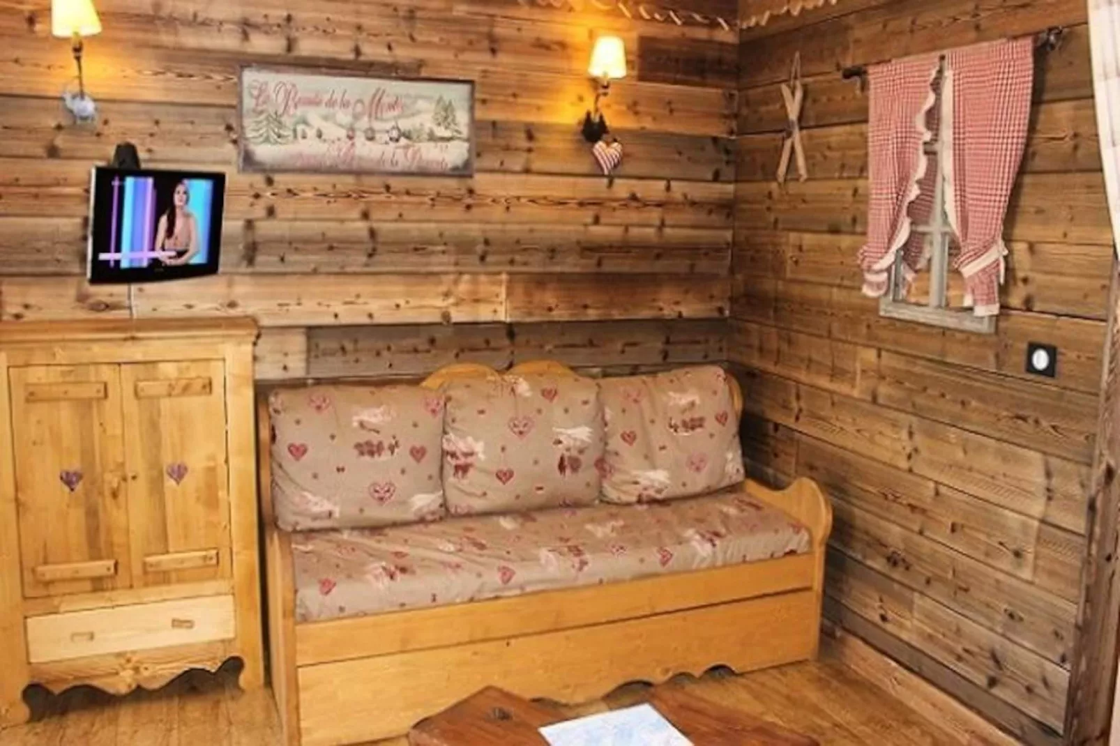 Résidence Eskival-Untagged