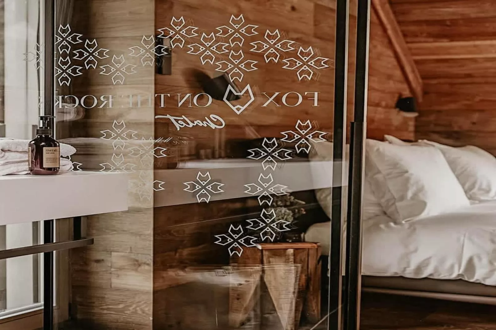 Chalet de luxe jacuzzi et sauna au Lac de Bohinj-Schlafzimmer