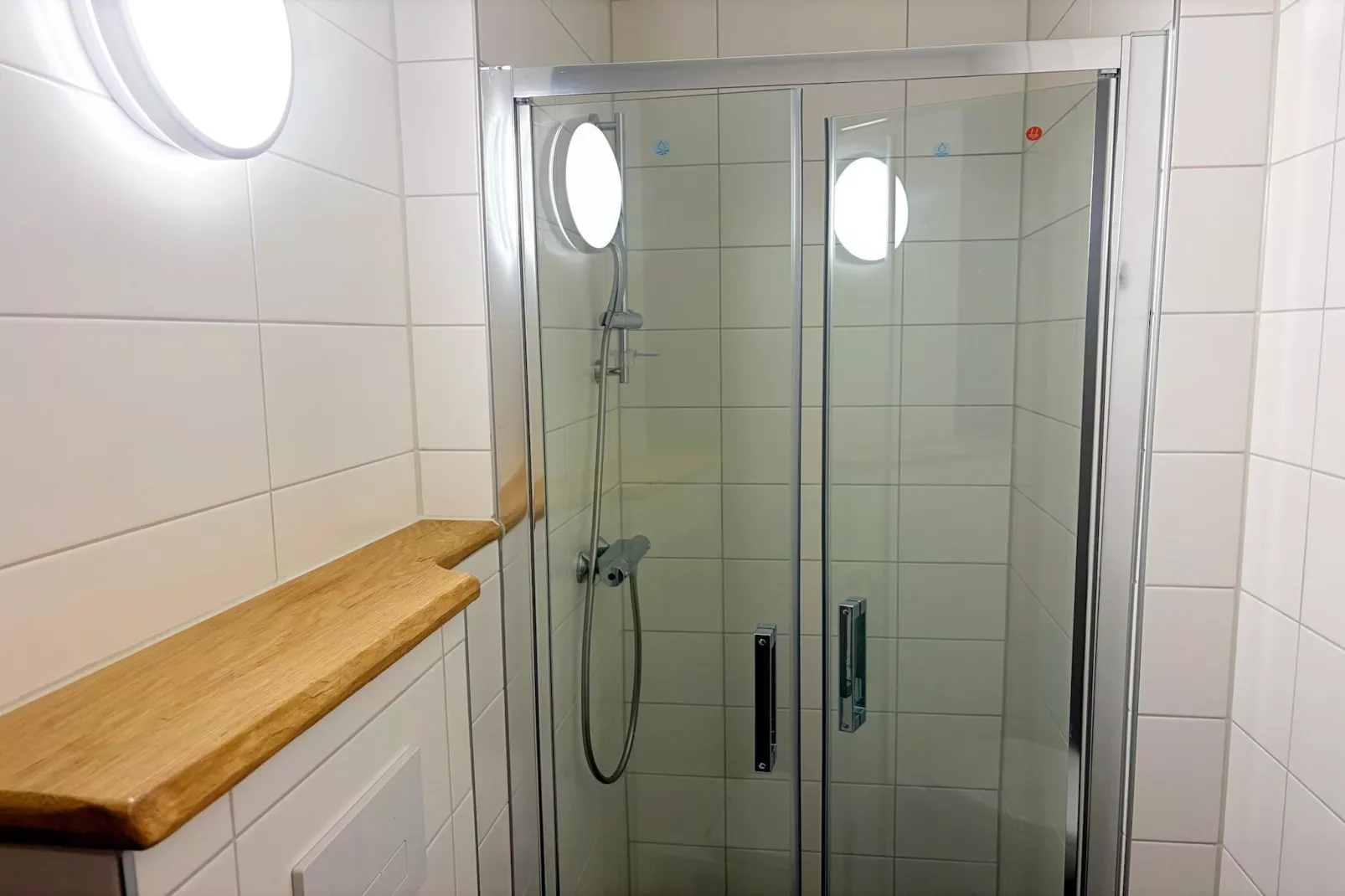 Apartment Basement 2-Badezimmer