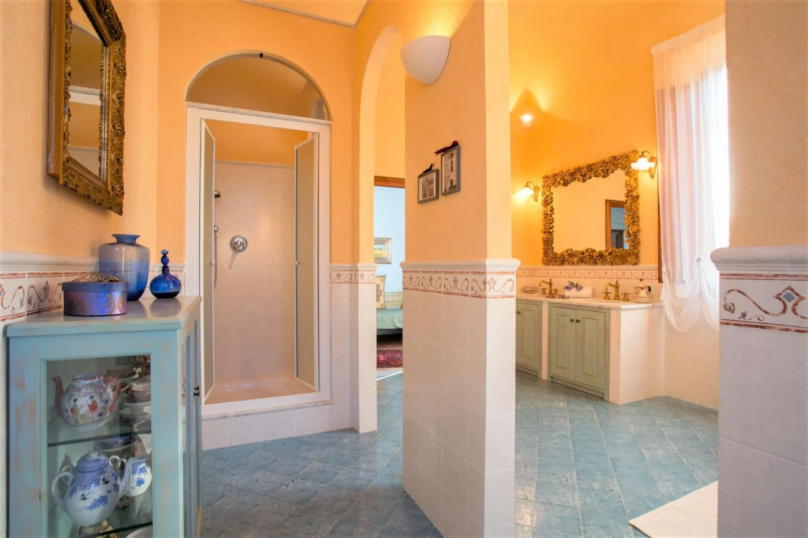 Villa Alice Otto-Bathroom