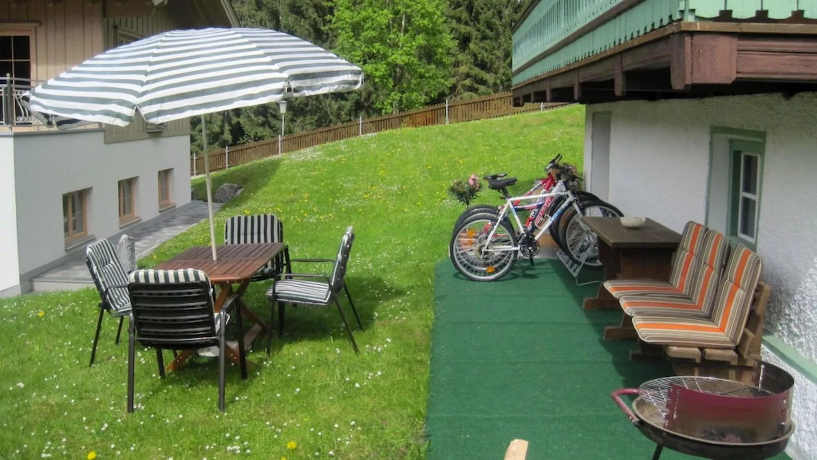 Chalet Anna Bramberg-Garten Sommer