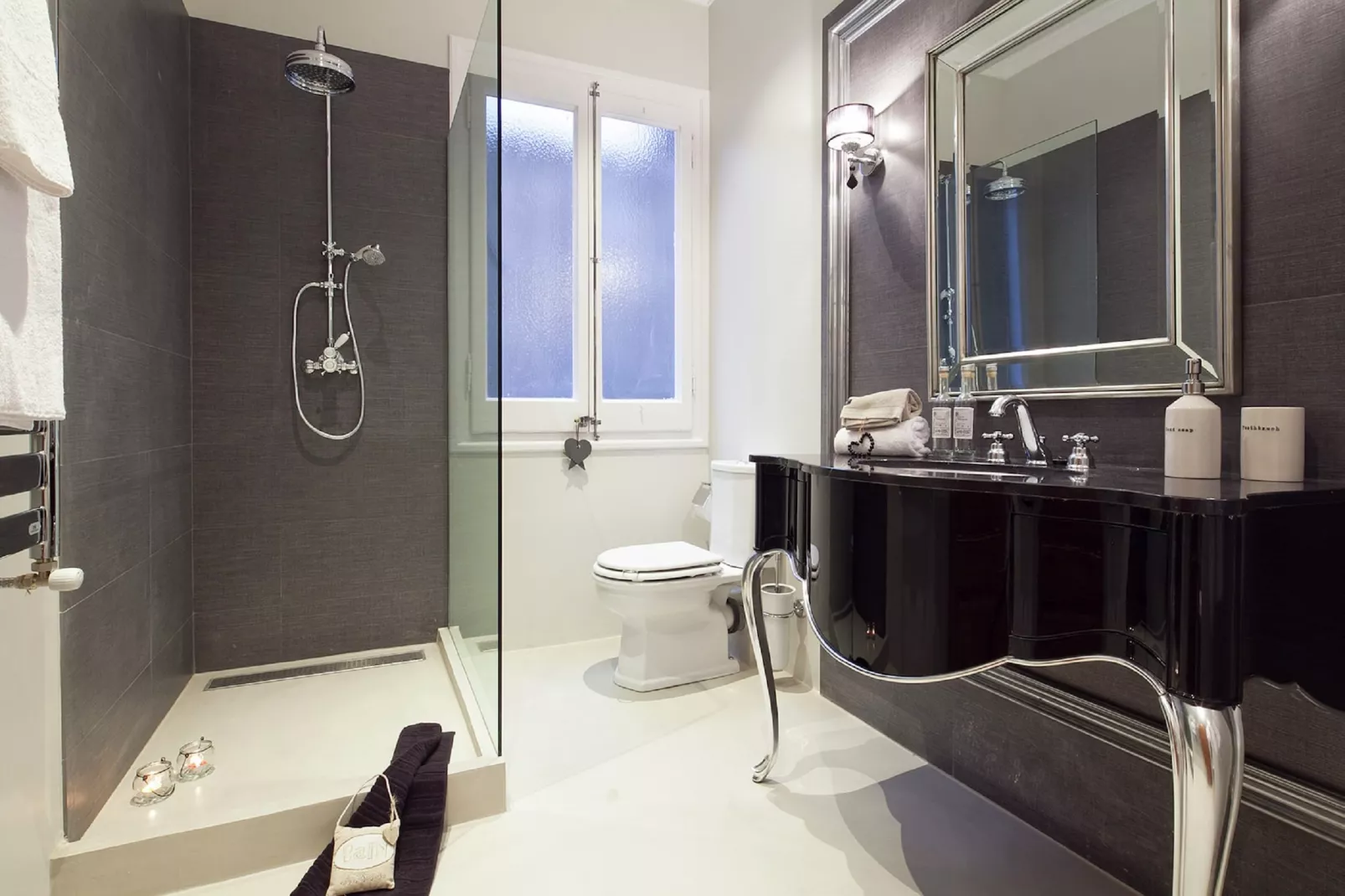 Catalunya Palace Apartment-Salle de bain