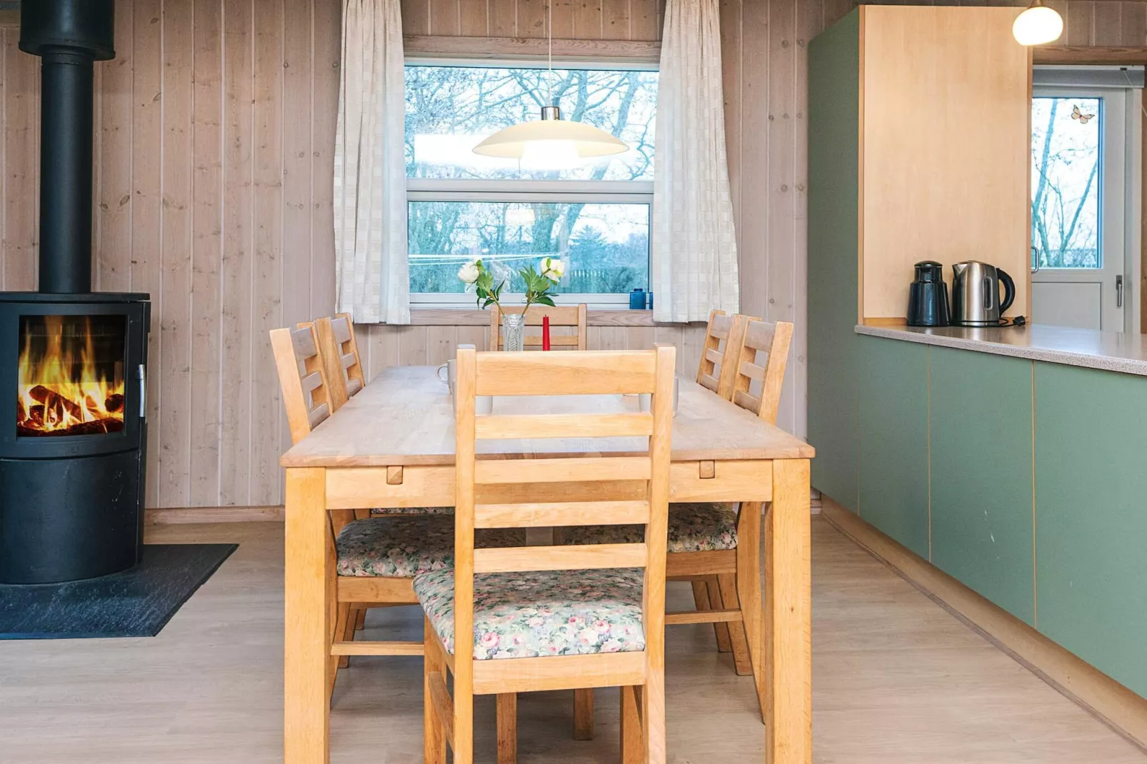 Tranquil Oasis in Rindby - Indoor