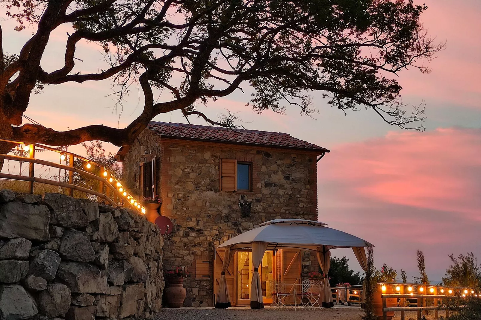Villa Pratini-Exterior summer
