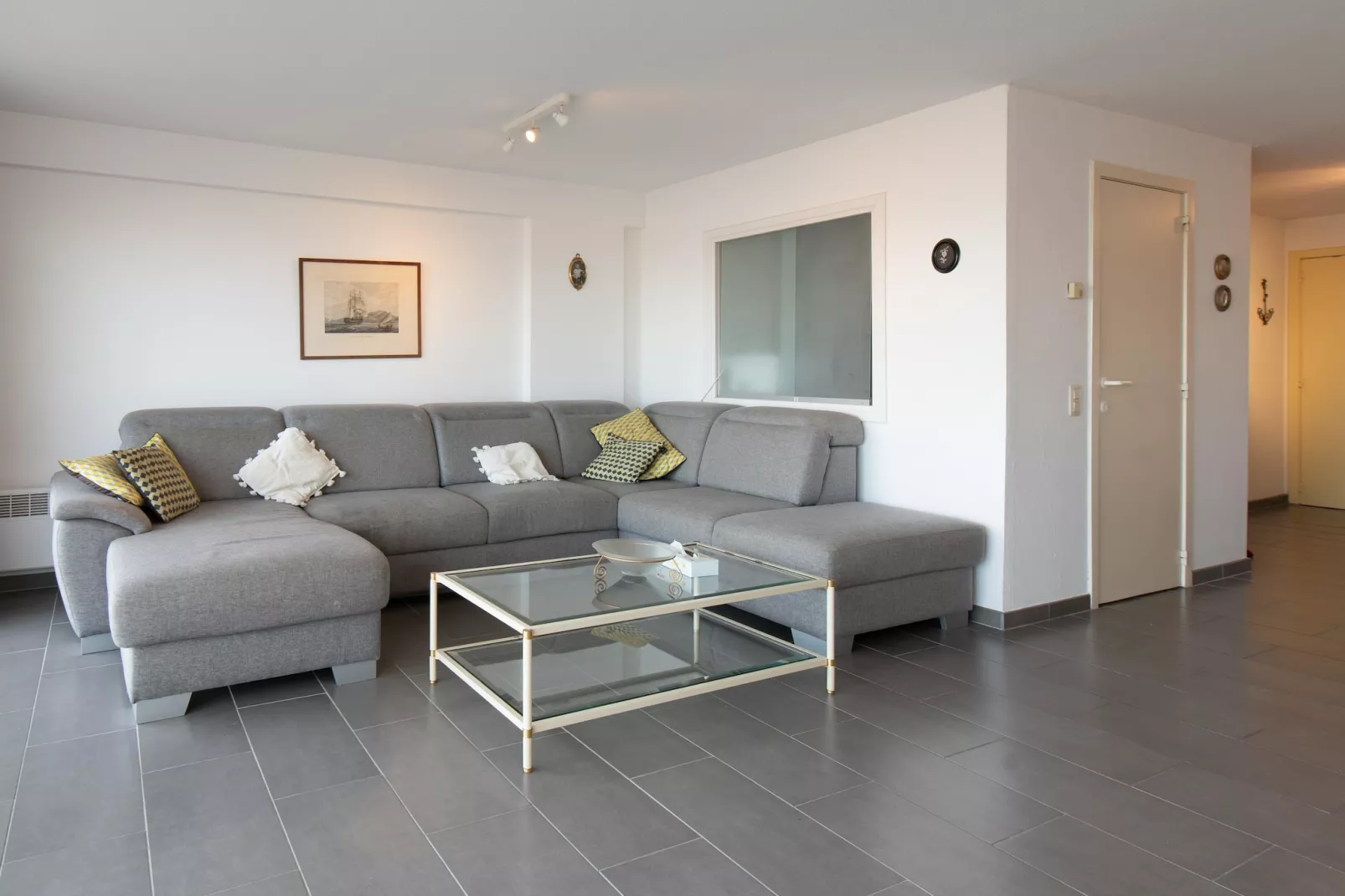 Belle Rive 0101-Living room