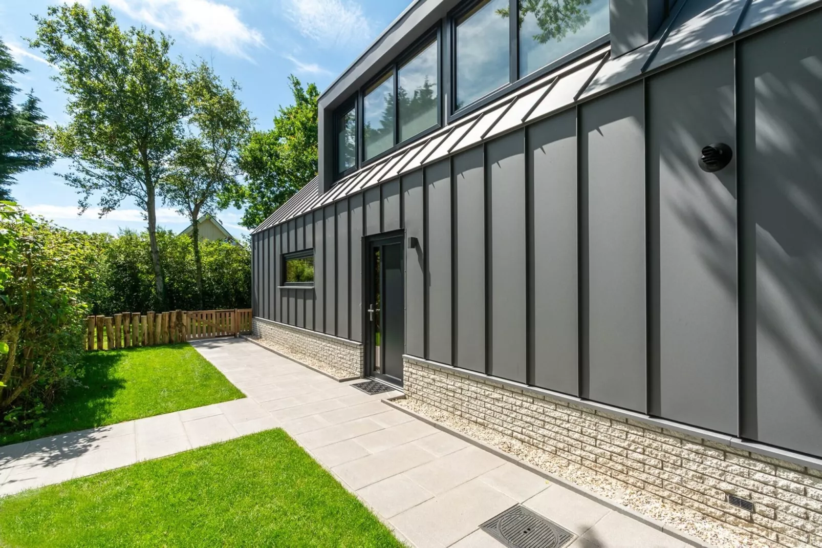 Belkmer Beachhouse - Garten Sommer