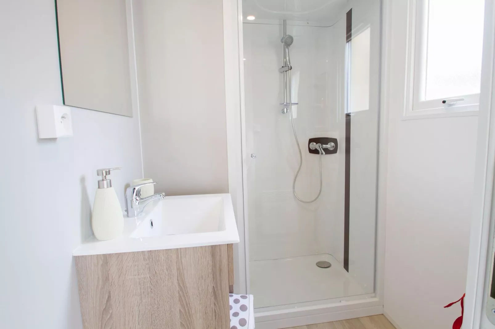 Camping L'Air Marin Vias-Plage  Mobilhome MEXICO 2CH - Salle de bain