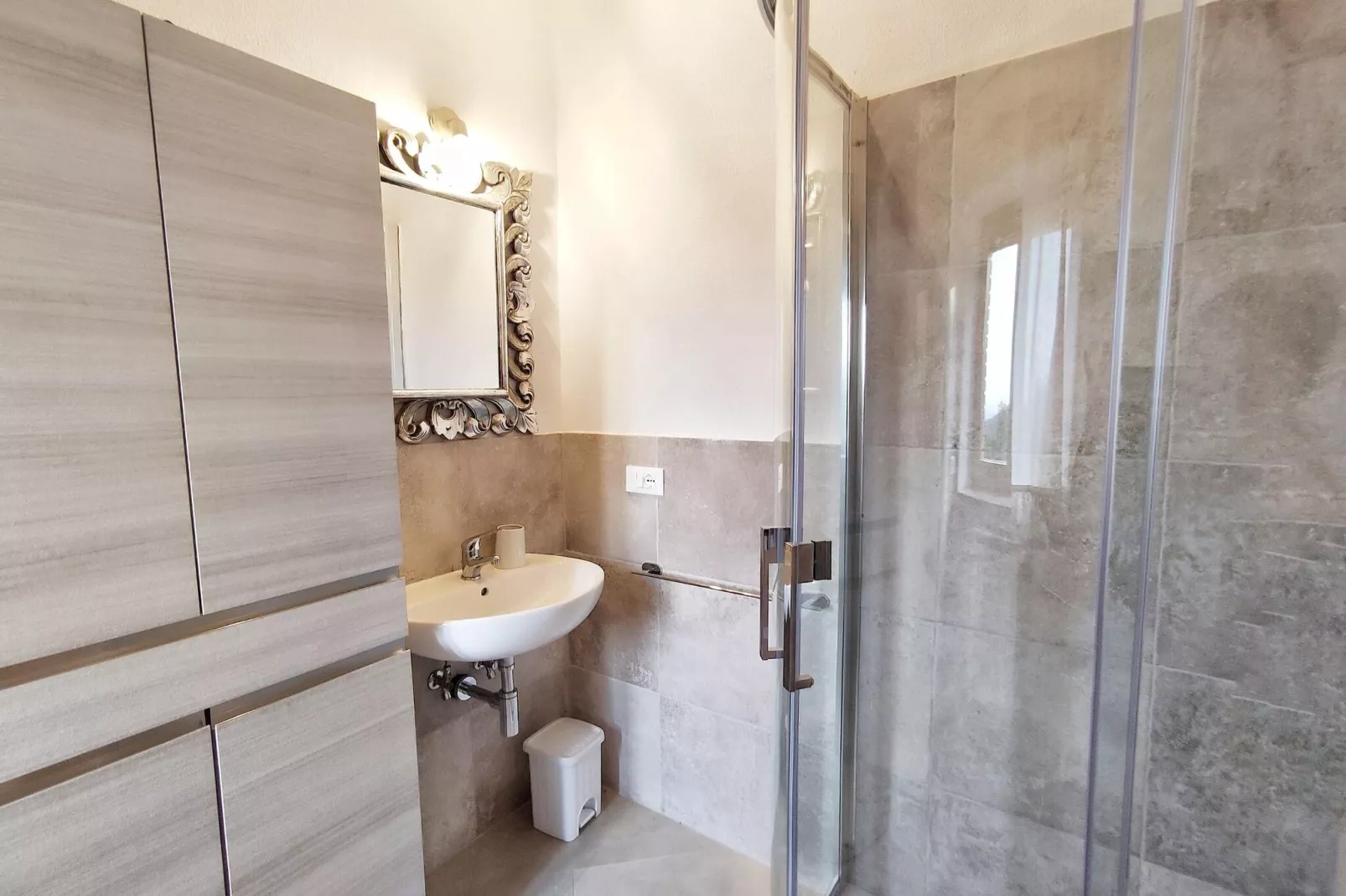 Villa Pratini-Bathroom