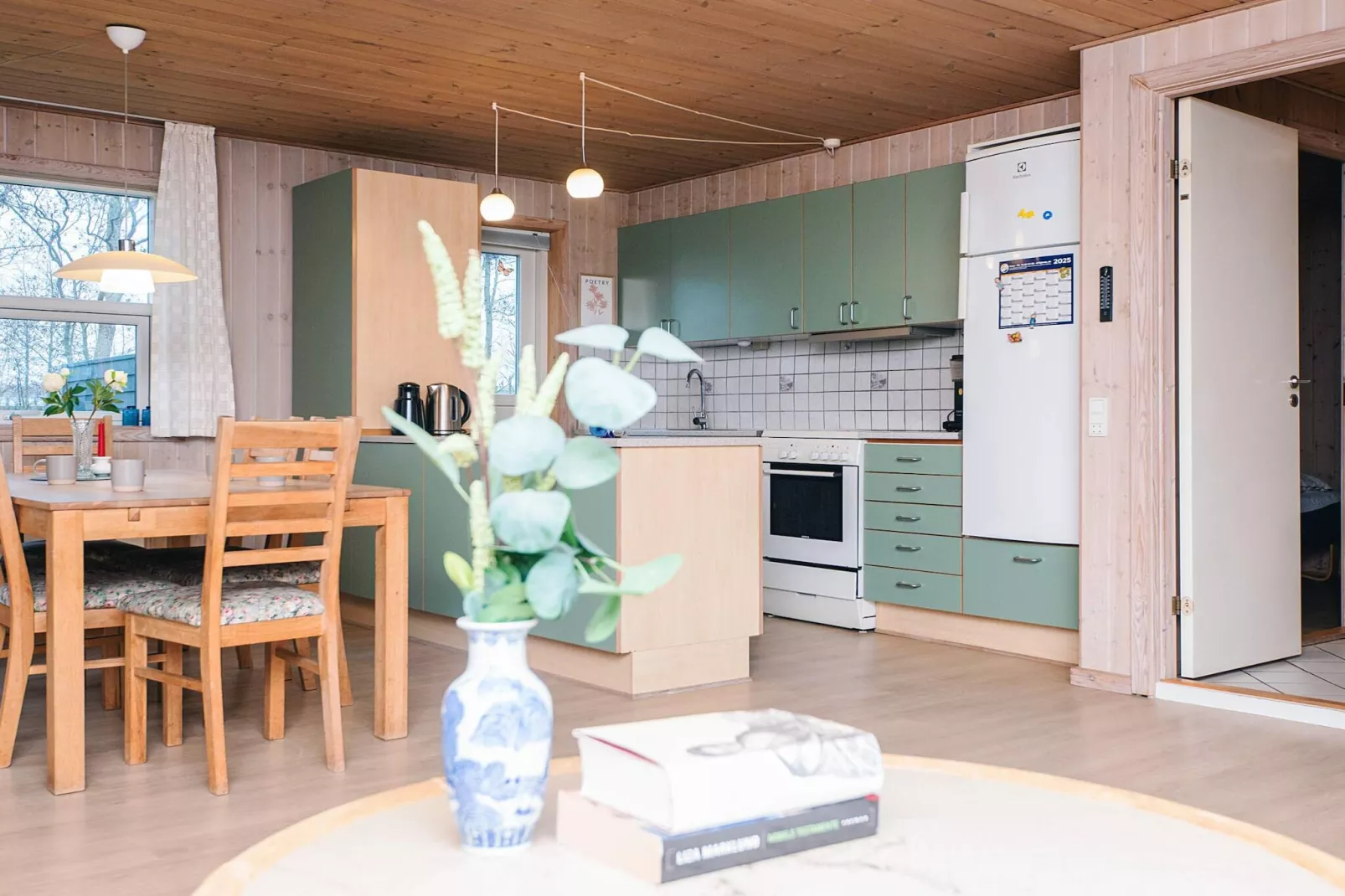 Tranquil Oasis in Rindby - Indoor