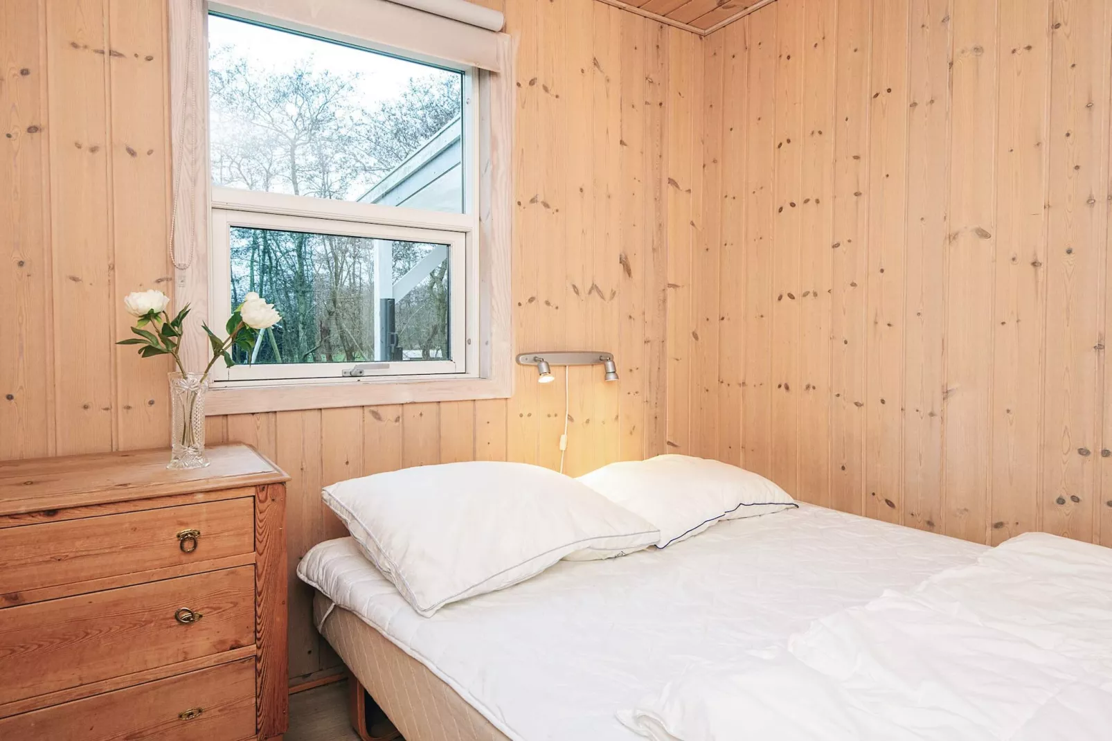 Tranquil Oasis in Rindby - Indoor