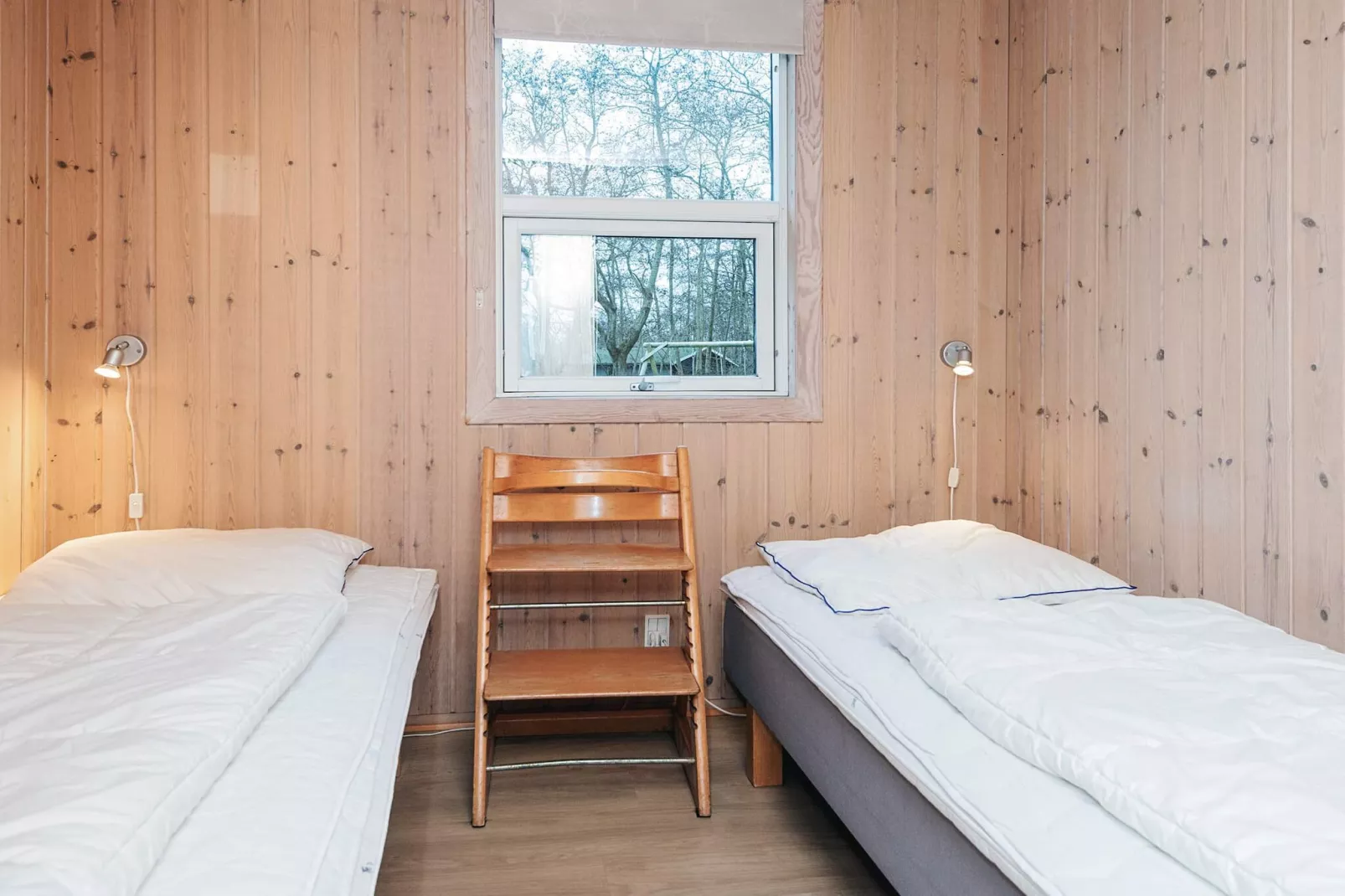 Tranquil Oasis in Rindby - Indoor