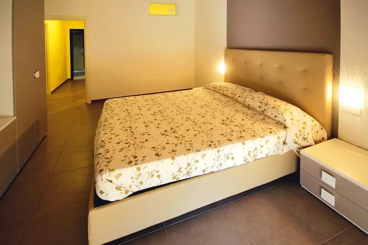 Residence Riviera Palace Two-room Apartment-Schlafzimmer