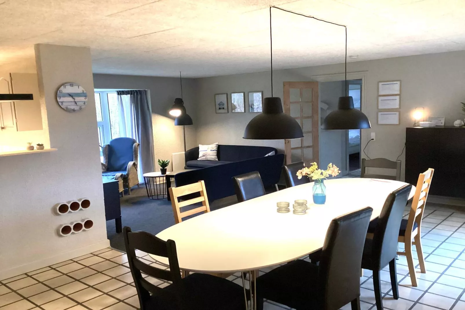 3 room,w/seaview,Premium-Indoor