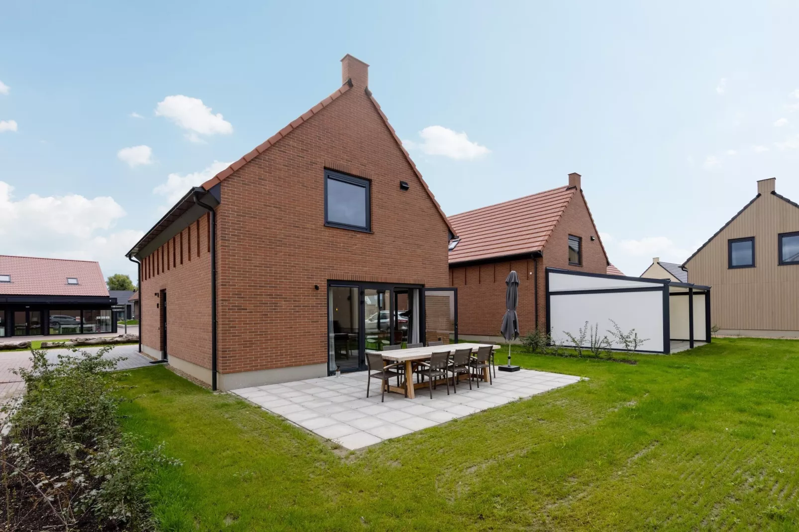 Park Veerse Kreek 7-Exterior in summer