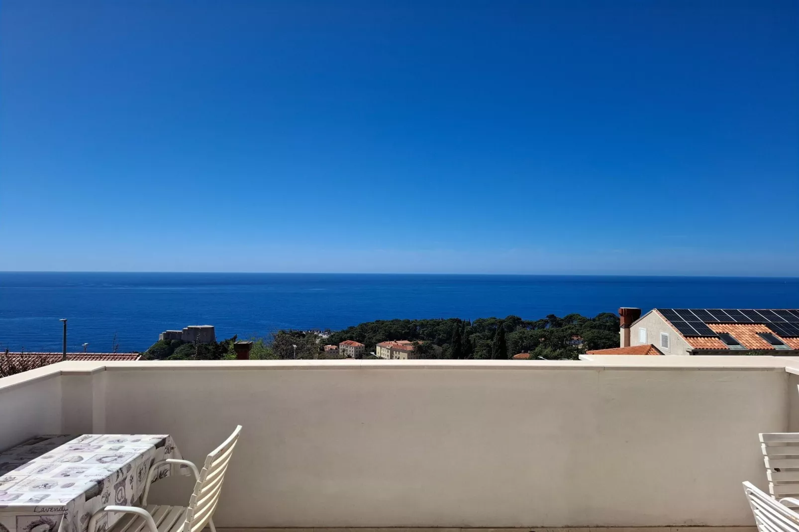 Guest House Old Town View- One Bedroom Apartment (3 Adults)-Vue