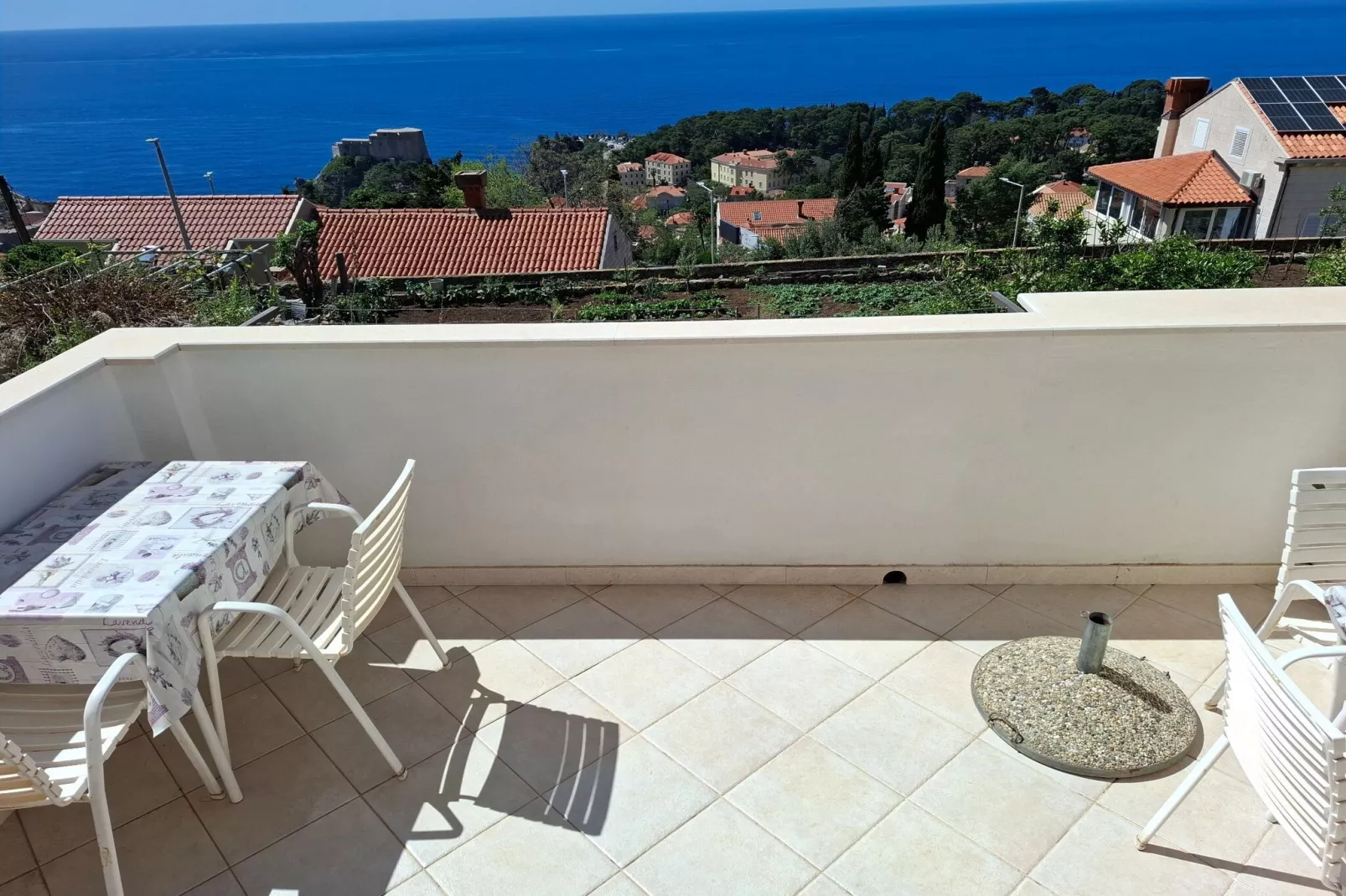 Guest House Old Town View- One Bedroom Apartment (2 Adults)-Terrasse