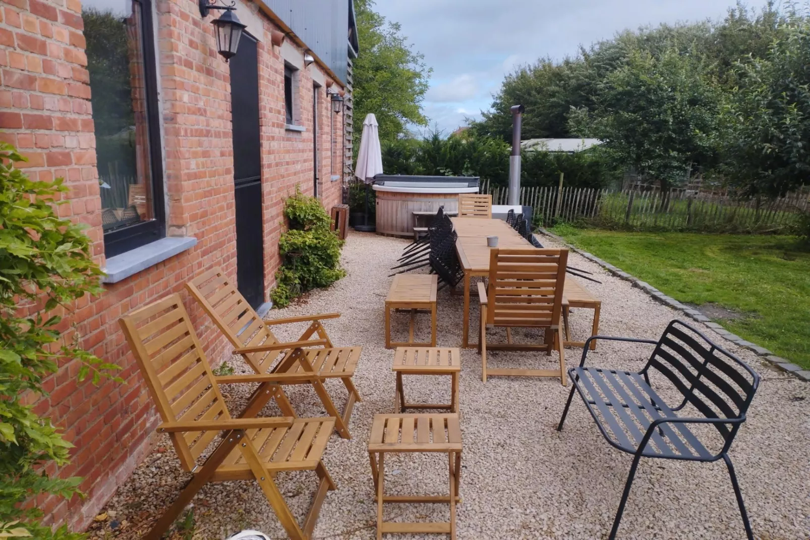 De Smishoeve volledig - met wellness-Gardens in summer