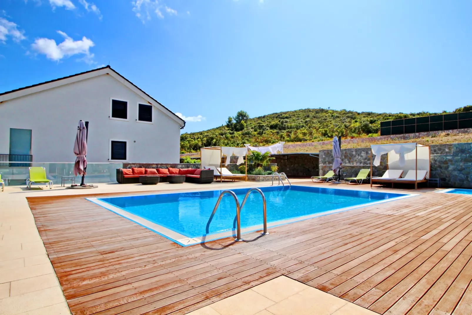Apartments Kula - Three Bedroom Apartment with Terrace and Sea View C5