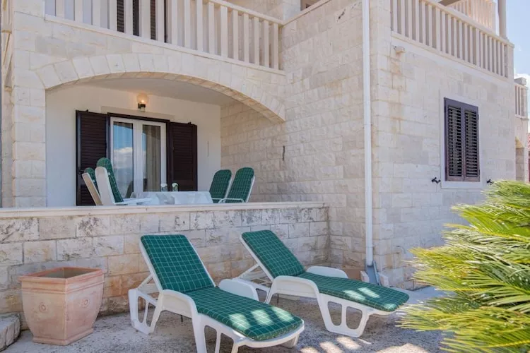 Apartments Paco - Two-Bedroom Apartment with Terrace and Sea View A2 (ST)