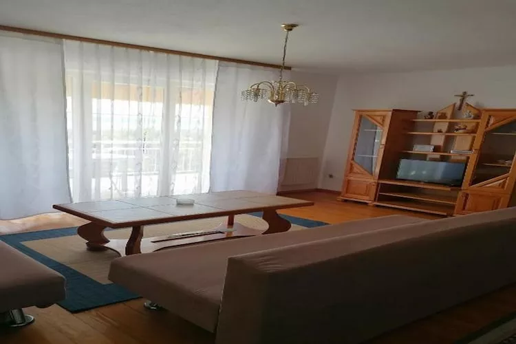 House Panorama - One Bedroom Apartment with Balcony and Sea View (Apartman 4)