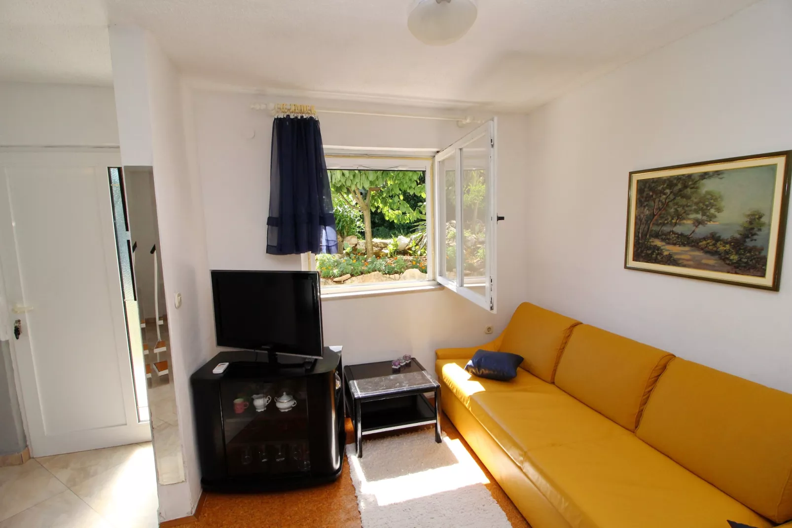 Holiday Home Gea - Three Bedroom Holiday Home with Terrace and Partial Sea View