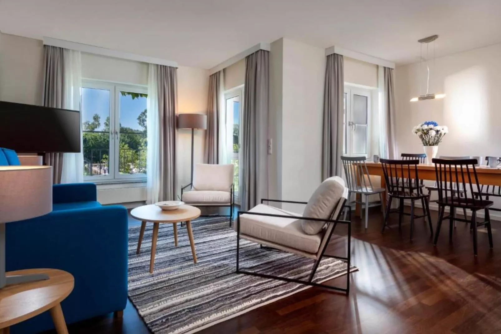 Marina 3 bed room apartment 6 guest