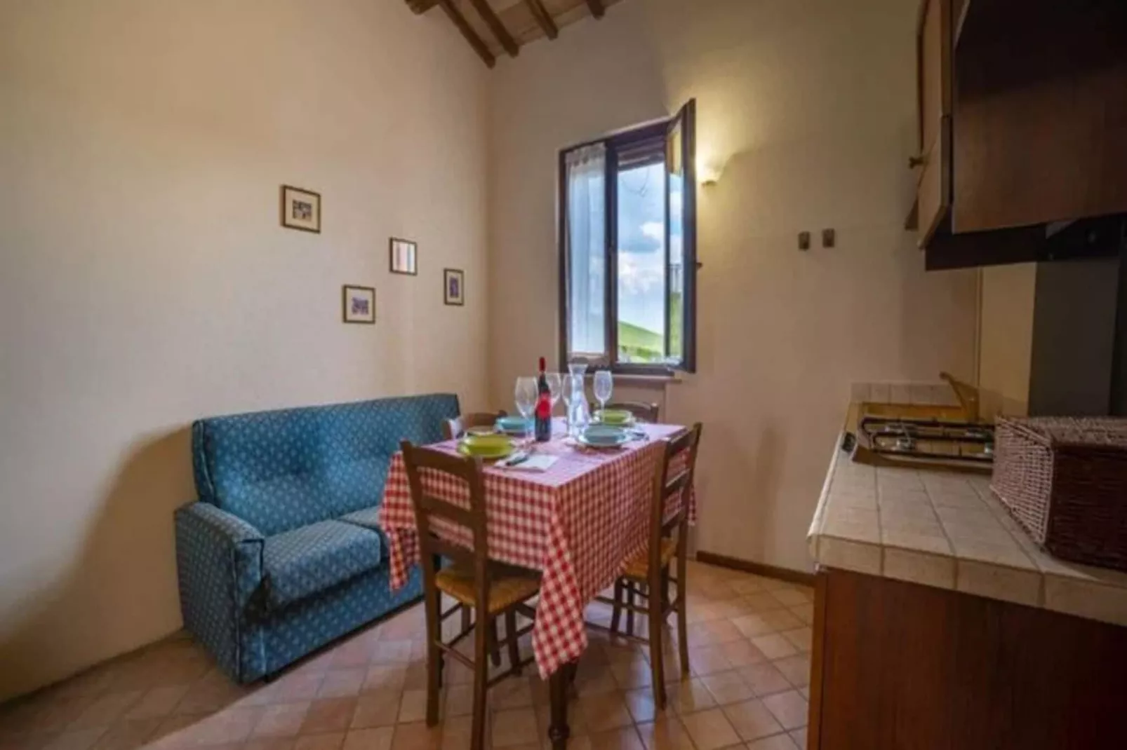 Contadino P1-Kitchen