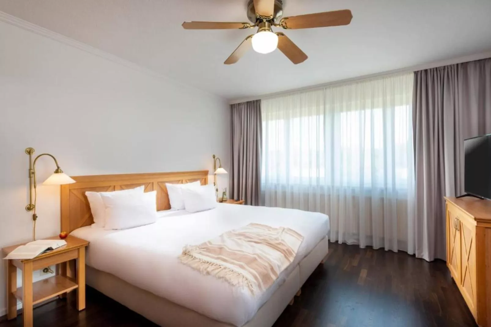 Rugen 2-bedroom suite 5 guest