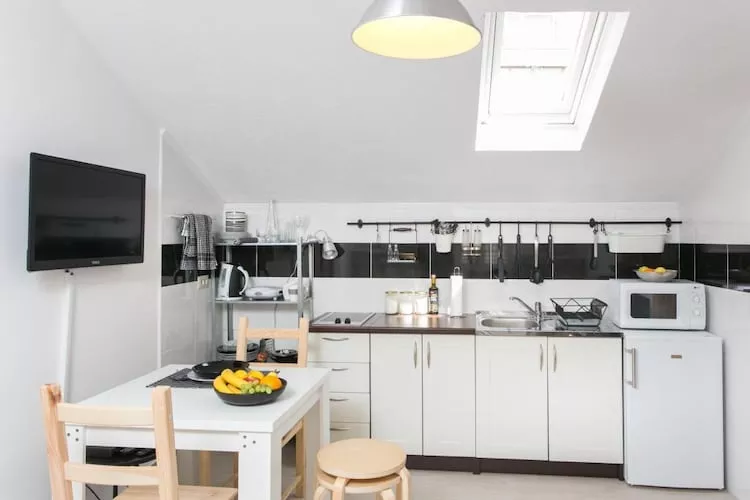 Apartment Heart of Dubrovnik - One-Bedroom Apartment with Terrace-Kitchen