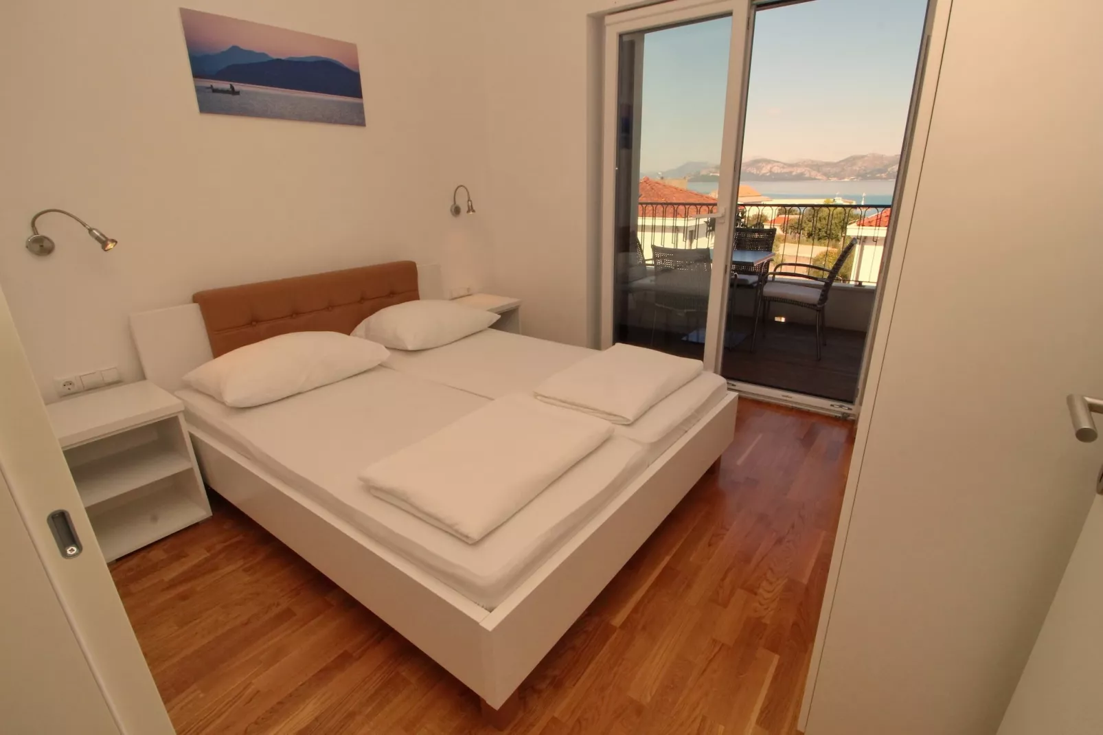 Apartments Kula - Comfort One Bedroom Apartment with Balcony and Sea View-B3-Chambre