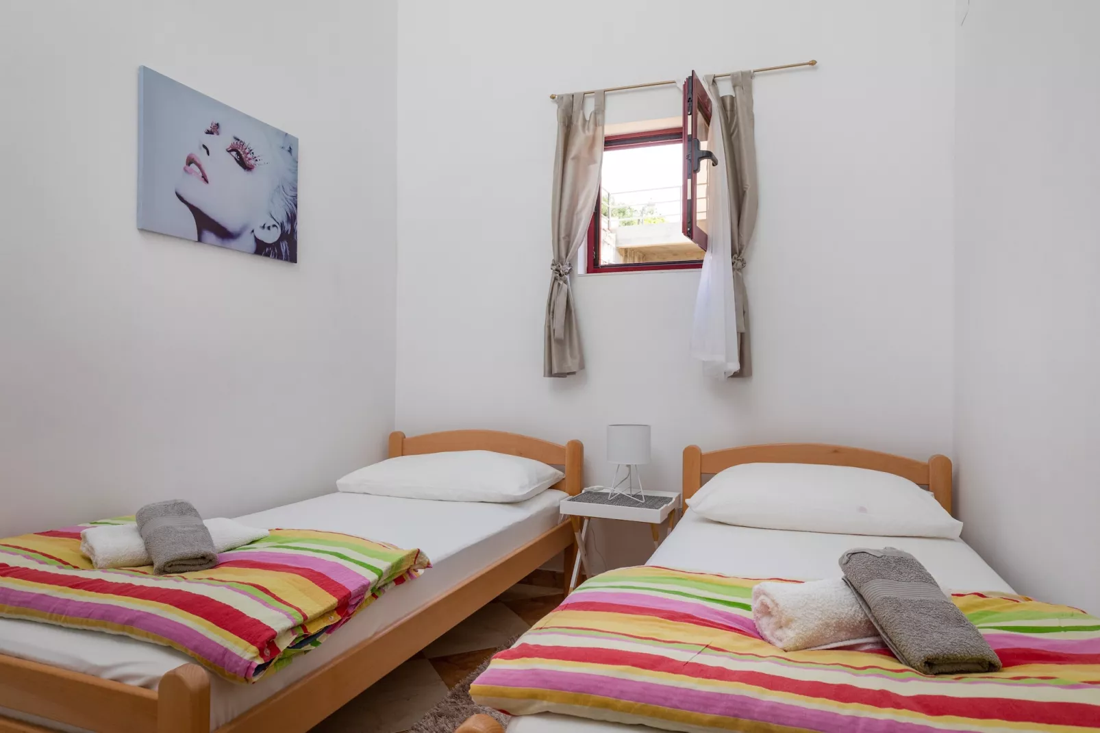 Apartments Franka - One Bedroom Apartment with Terrace and Garden View (A2+1)-Bedroom