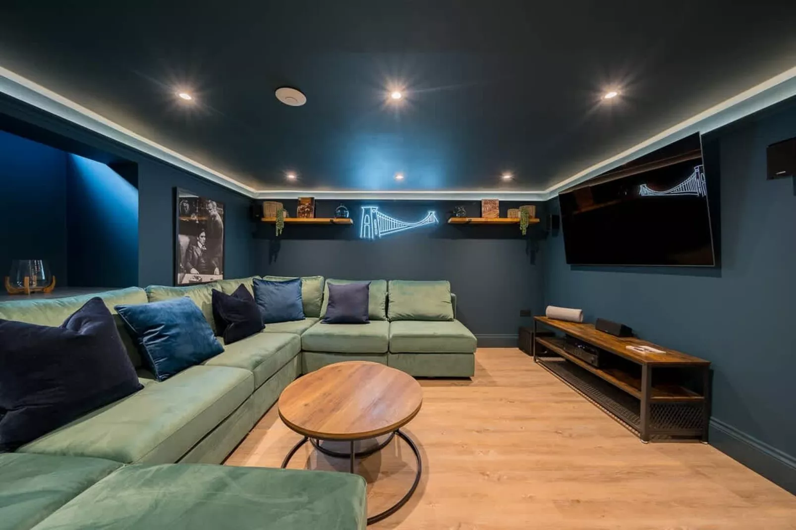 BS8 Bruton Pl 2-Wohnzimmer