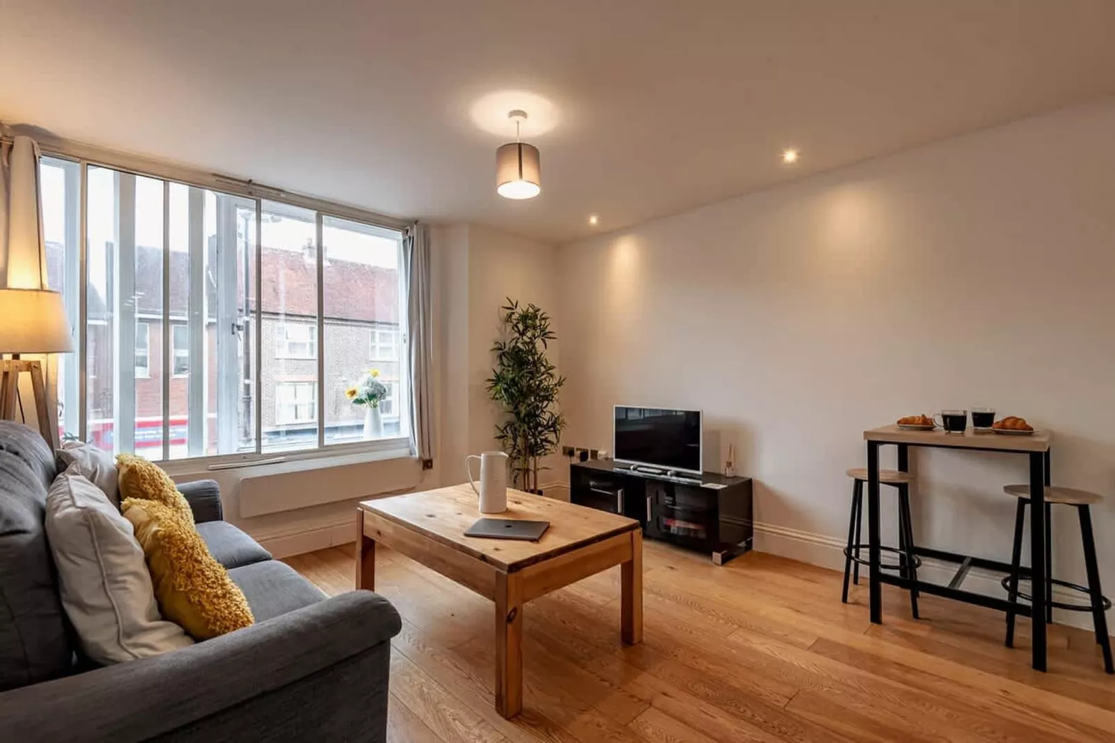 RG14 Comfort Hse 03-Wohnzimmer