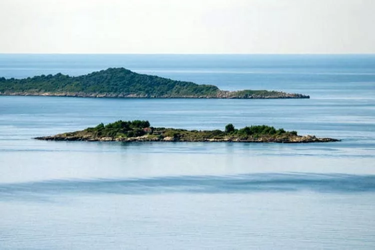 Apartments Klis -Two-Bedroom Apartment with Terrace - Aussicht