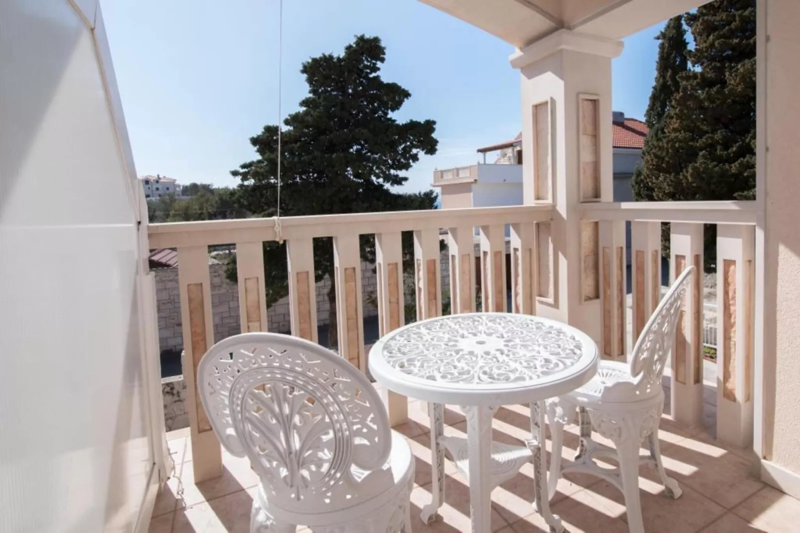 Apartments Mijajov Dvor- One-Bedroom Apartment with Shared Balcony  (#2) (ST)-Terrace balcony